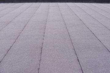 Flat roof in Baytown by K. and M. Construction of MN LLC